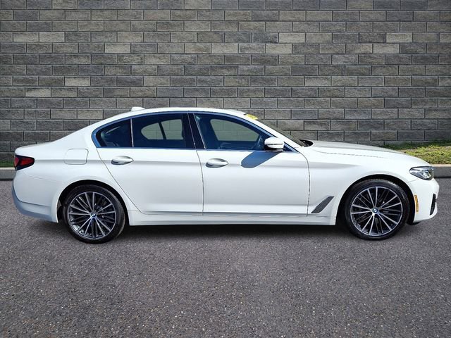 Used 2022 BMW 540i xDrive w/ Premium Package image 7
