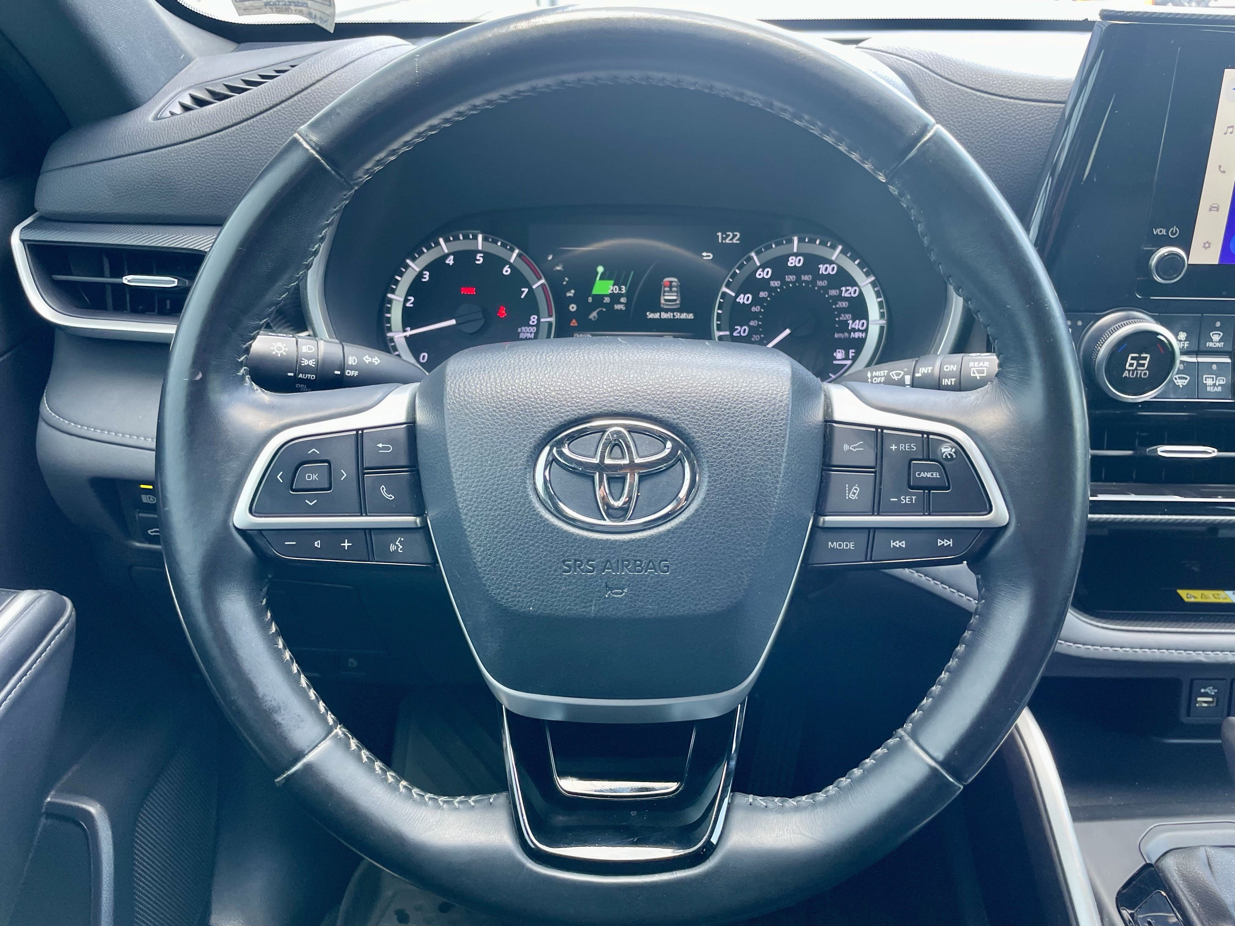 Used 2023 Toyota Highlander XSE AWD/4WD image 21