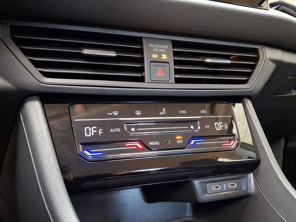 Used 2025 Volkswagen Jetta S image 14