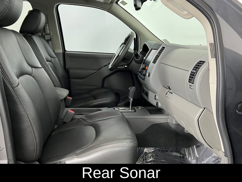 Used 2020 Nissan Frontier SV image 11