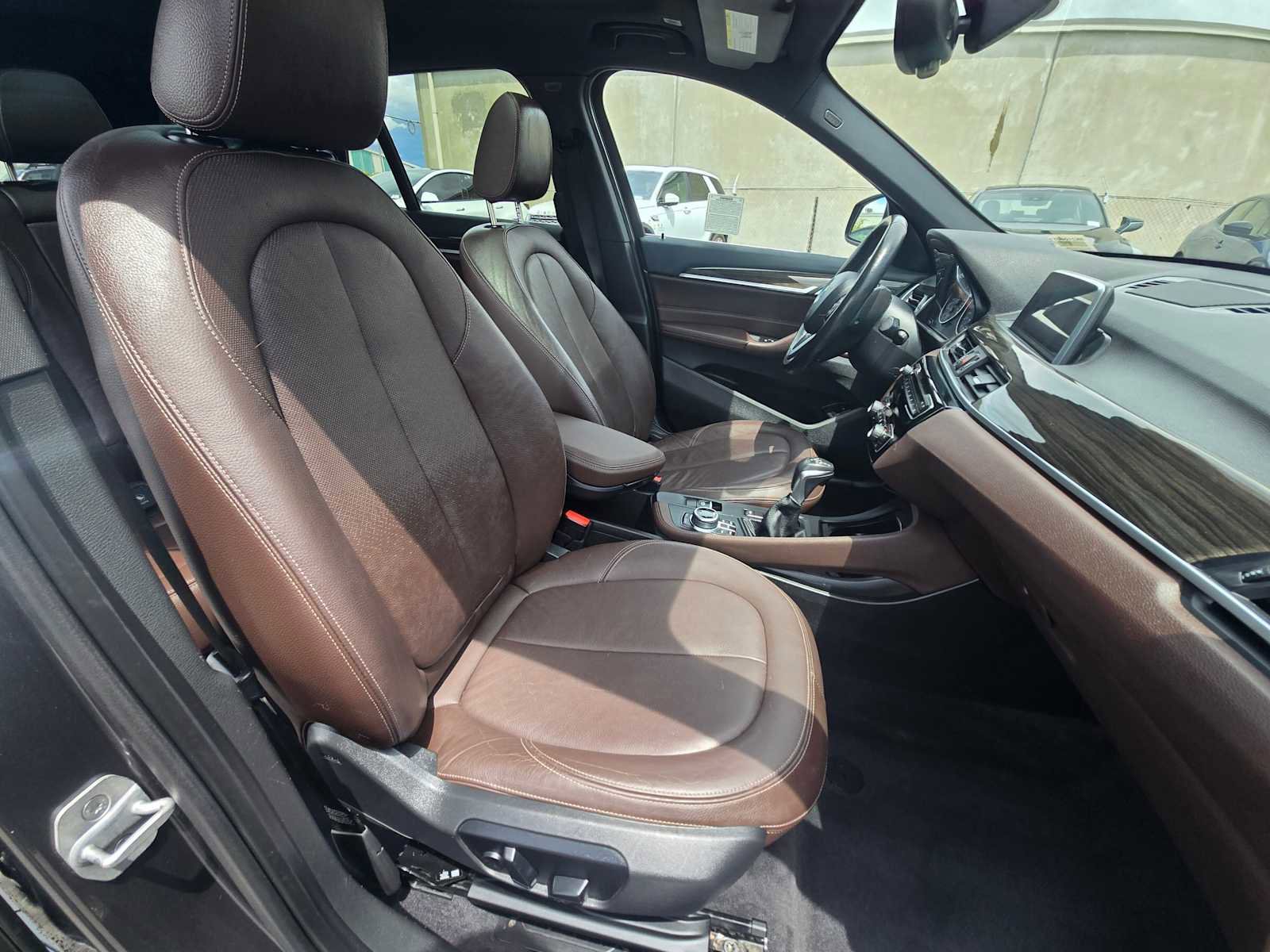 Used 2018 BMW X1 xDrive28i AWD/4WD image 10