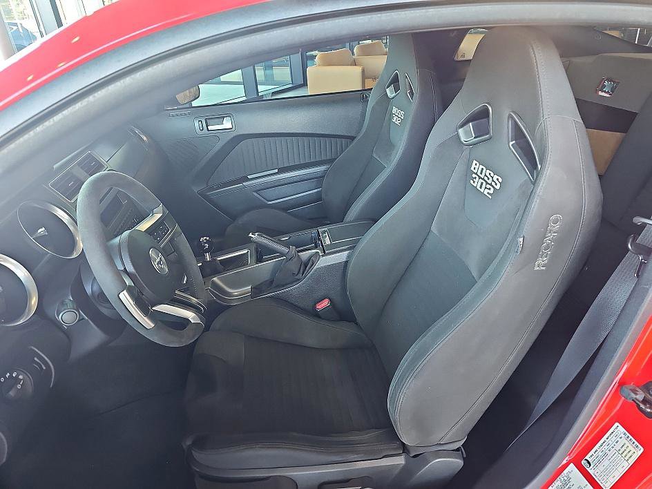 Used 2013 Ford Mustang Boss 302 w/ Boss 302 Accessory Pkg image 15