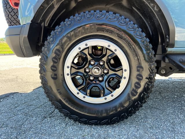 Used 2023 Ford Bronco Black Diamond w/ Sasquatch Package AWD/4WD image 14