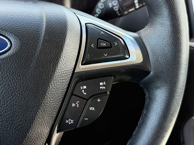 Certified 2020 Ford Edge Titanium AWD/4WD image 19