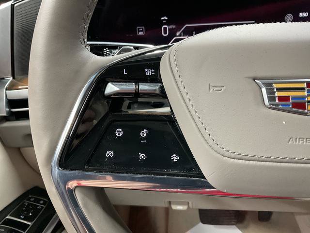 Used 2026 Cadillac Escalade Platinum Luxury AWD/4WD image 20