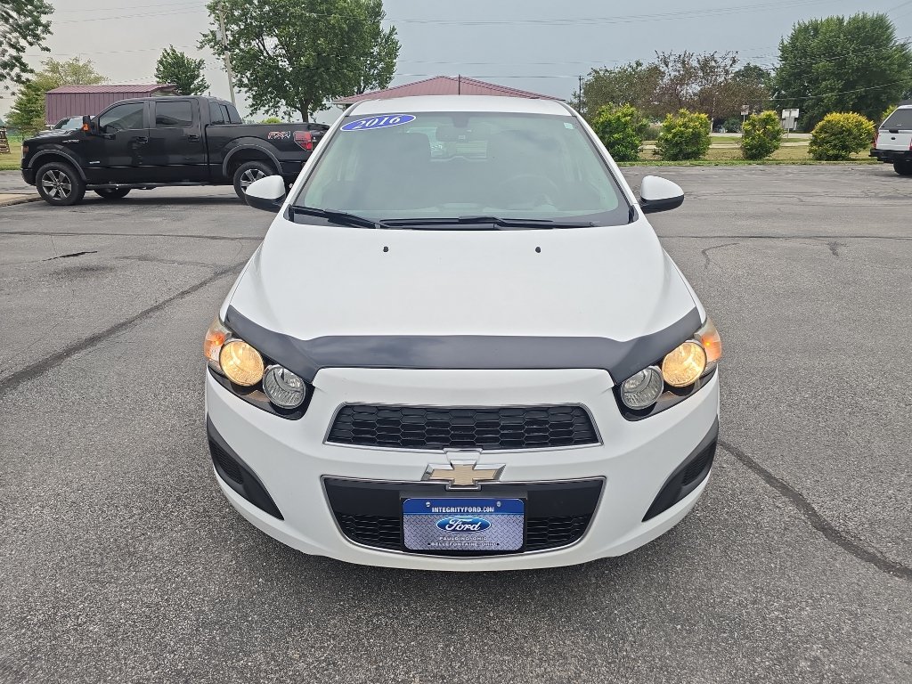 Used 2016 Chevrolet Sonic LT FWD image 3