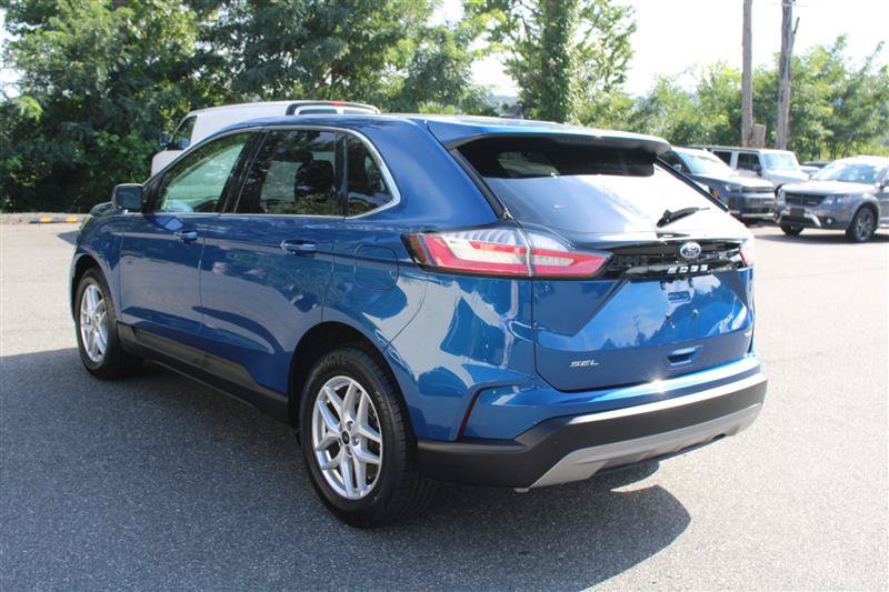 Used 2024 Ford Edge SEL AWD/4WD image 6