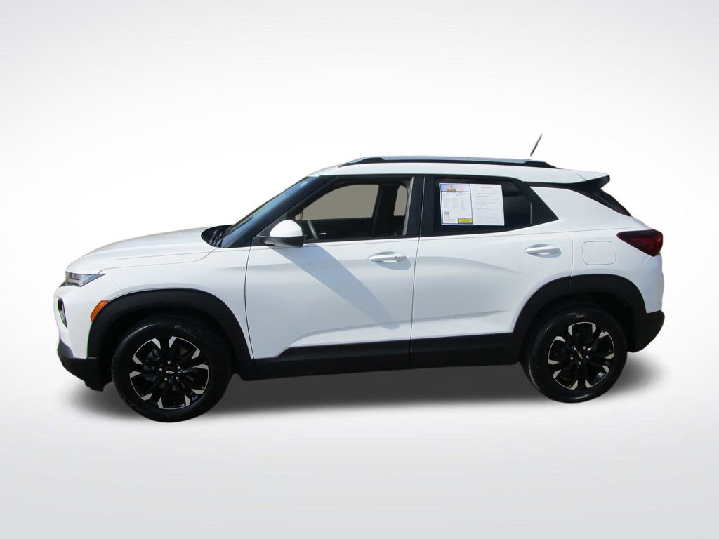 Used 2023 Chevrolet TrailBlazer LT image 2