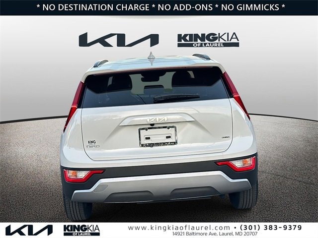 Used 2025 Kia Niro LX image 24