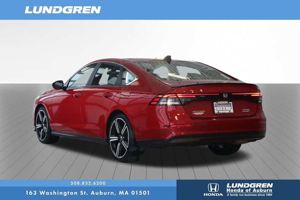 Used 2024 Honda Accord Sport image 4