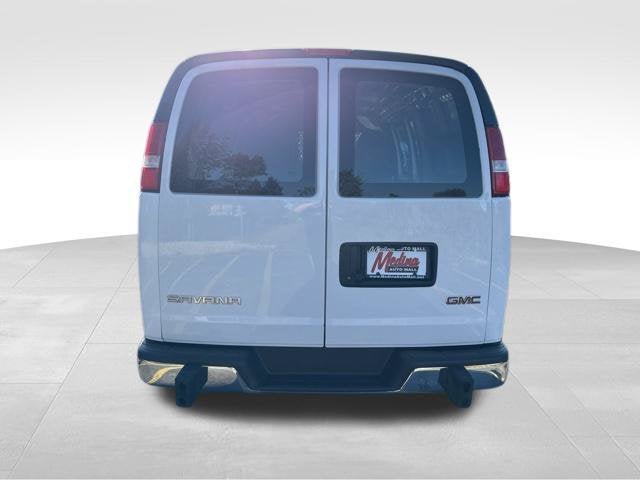 Used 2025 GMC Savana 2500 w/ Driver Convenience Package RWD image 6