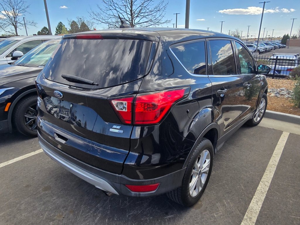 Used 2019 Ford Escape SE image 13