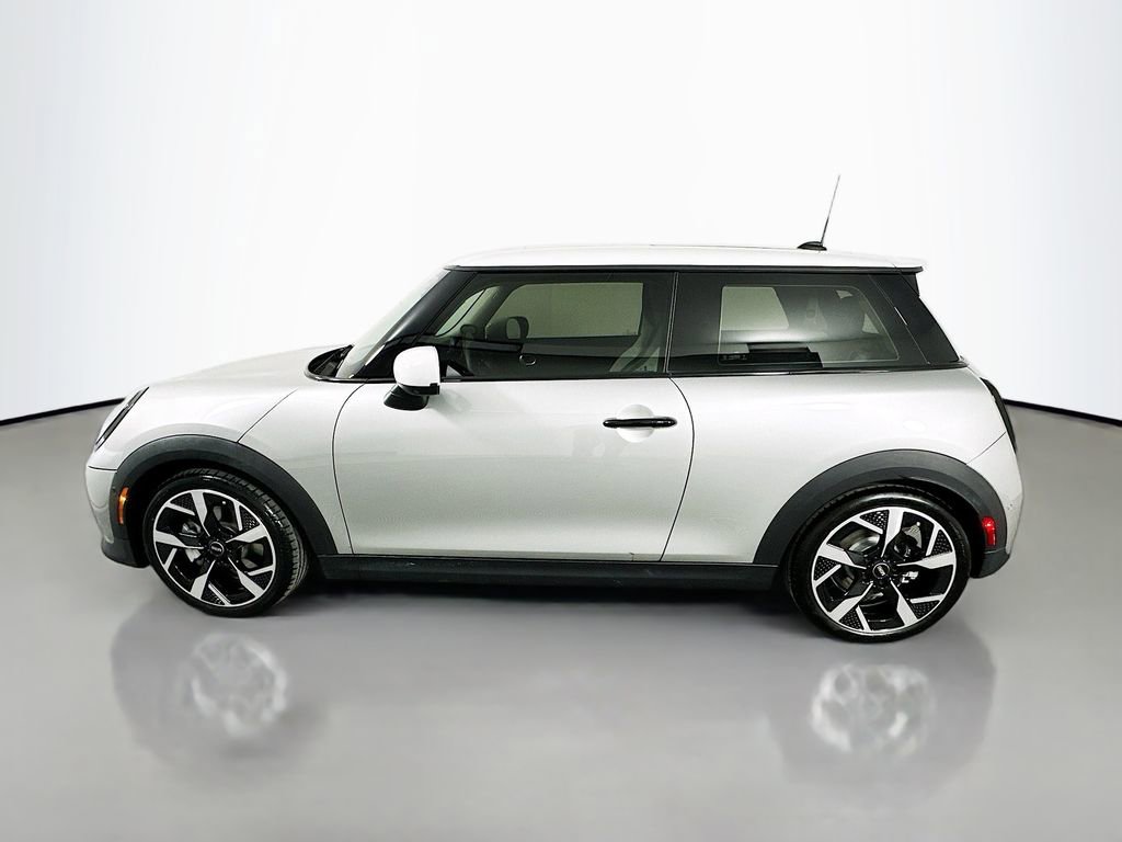 Certified 2025 MINI Cooper S image 8
