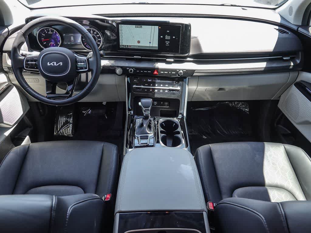 Certified 2023 Kia Carnival EX FWD image 11