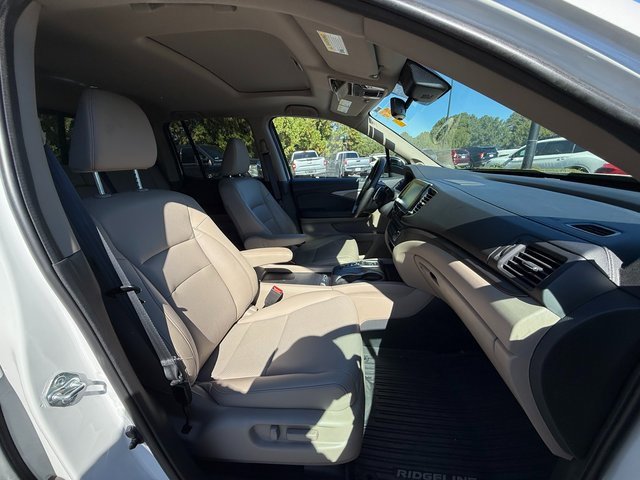 Used 2023 Honda Ridgeline RTL-E image 14