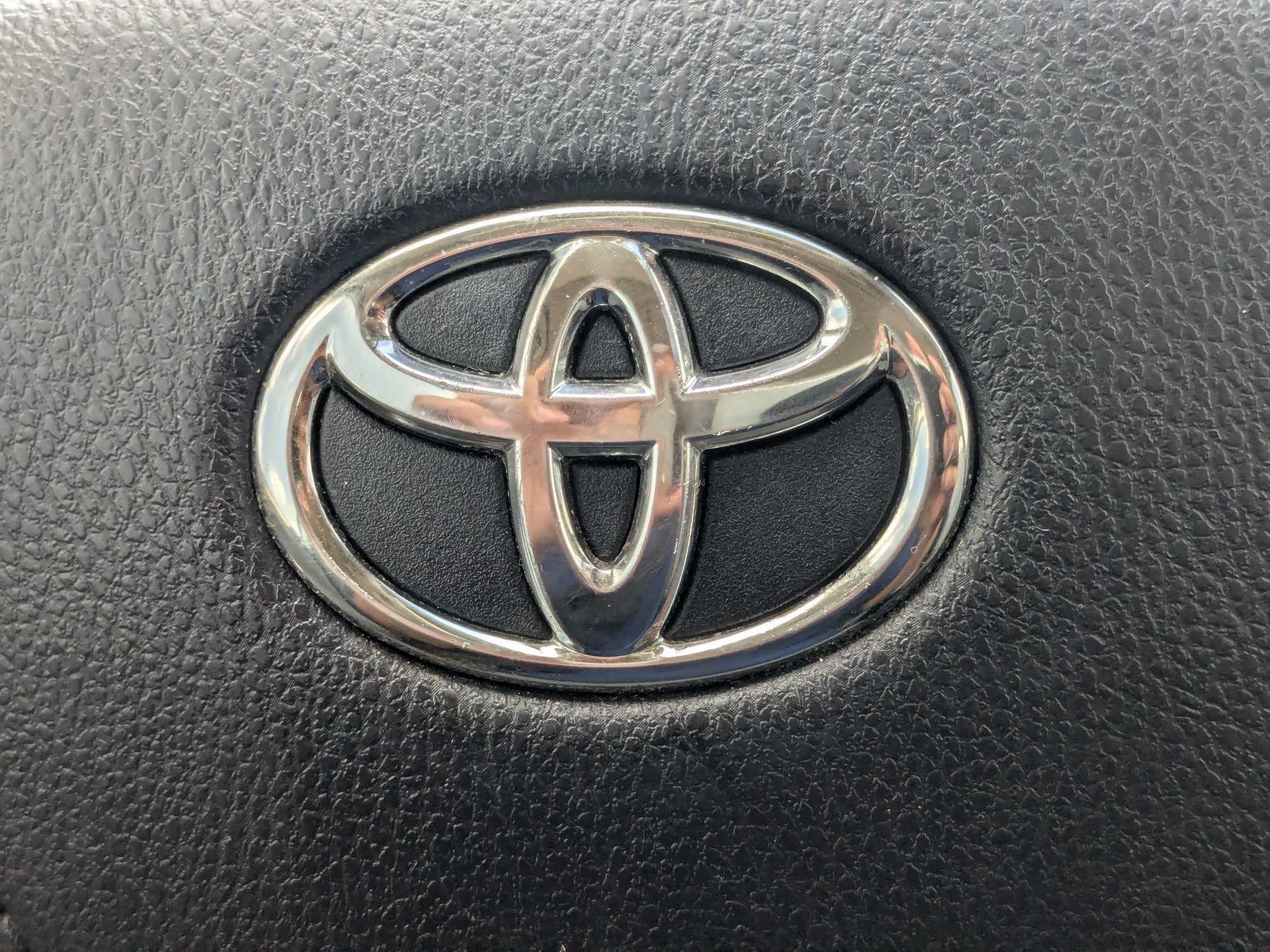 Used 2016 Toyota RAV4 Limited AWD/4WD image 33