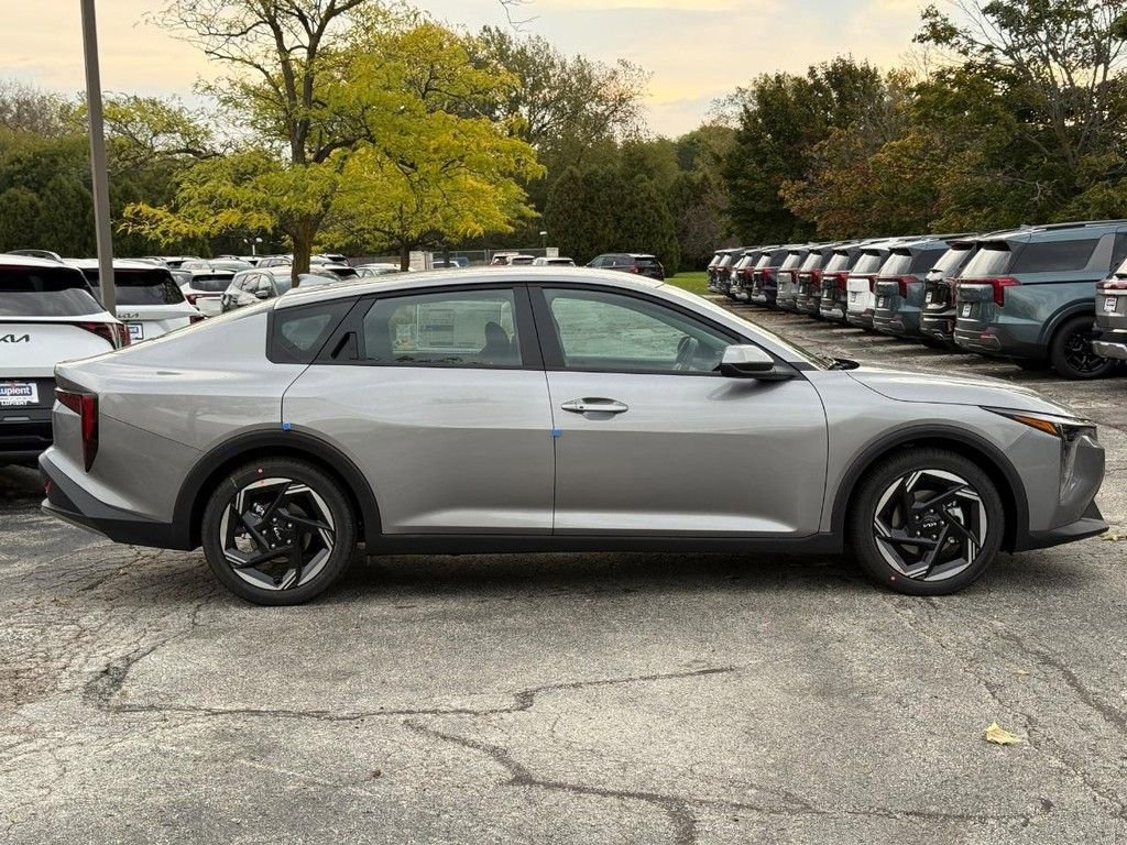 New 2025 Kia K4 EX image 2