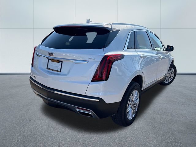 Used 2022 Cadillac XT5 Premium Luxury w/ LPO, Floor Liner Package AWD/4WD image 4