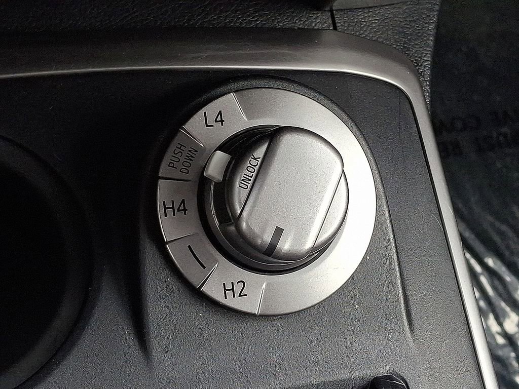 Used 2017 Toyota 4Runner SR5 image 21