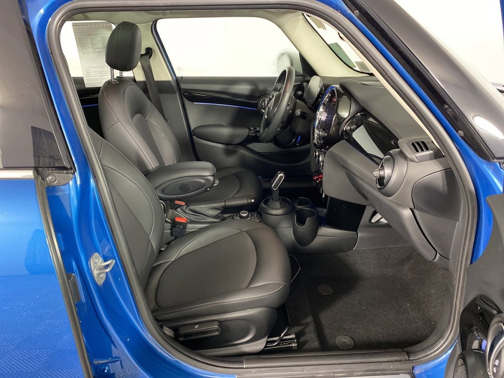 Certified 2023 MINI Cooper 4-Door Hardtop image 26