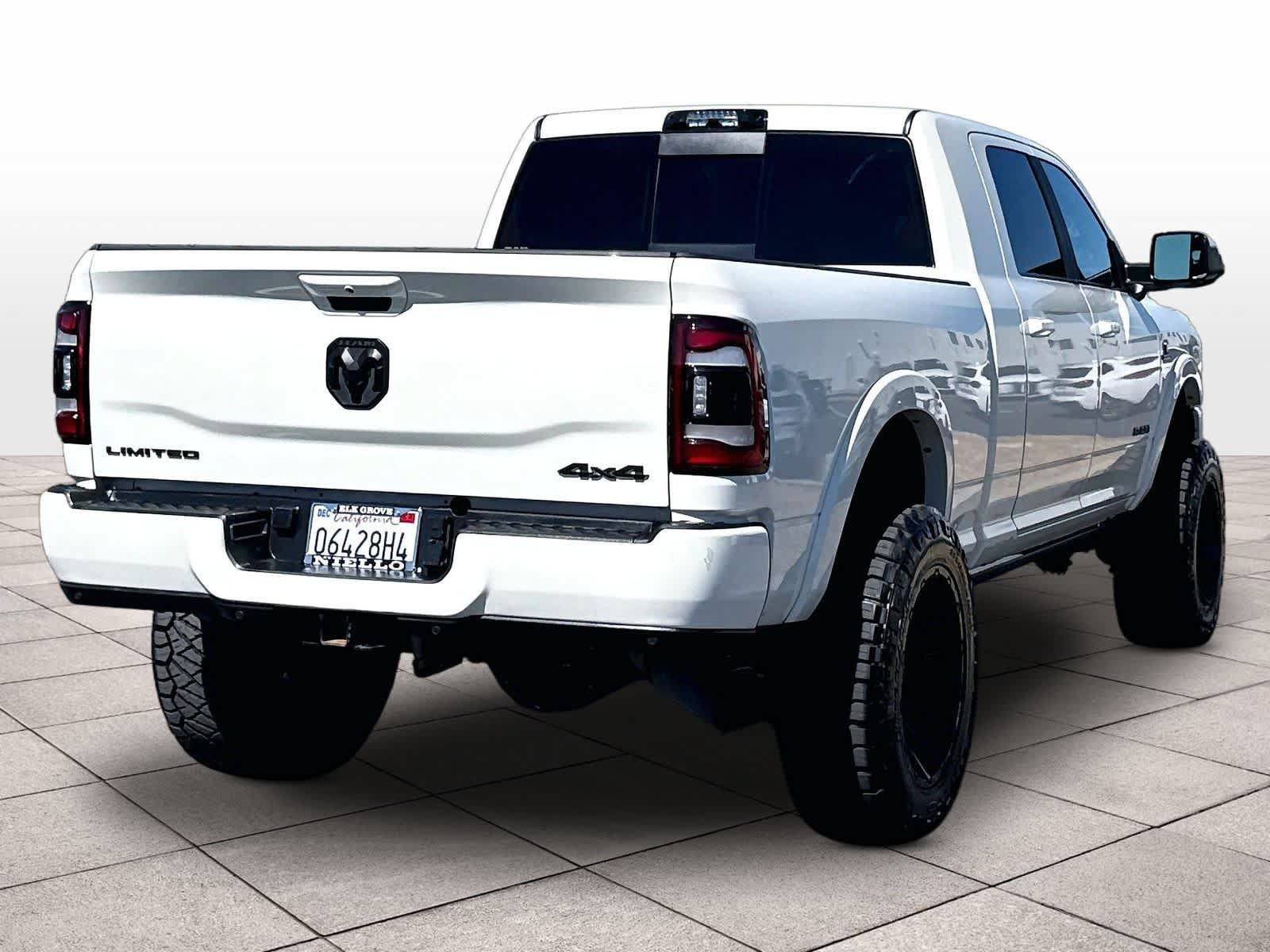 Used 2022 RAM 3500 Limited AWD/4WD image 9
