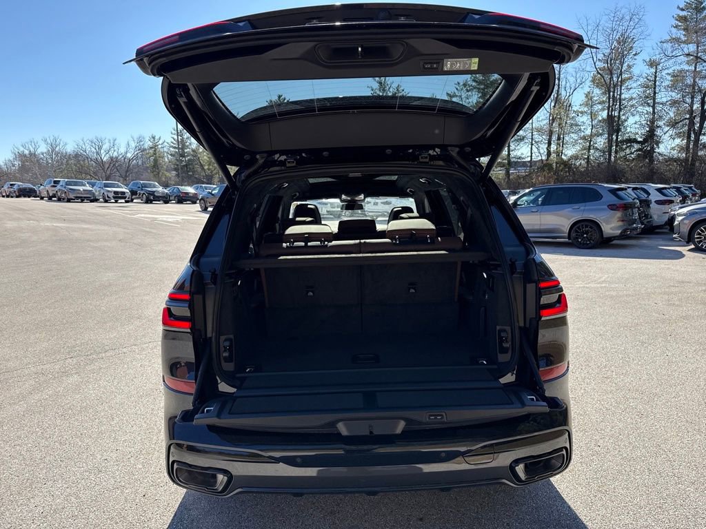 New 2026 BMW X7 xDrive40i w/ M Sport Package image 27