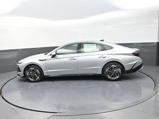 New 2026 Hyundai Sonata SEL FWD image 5