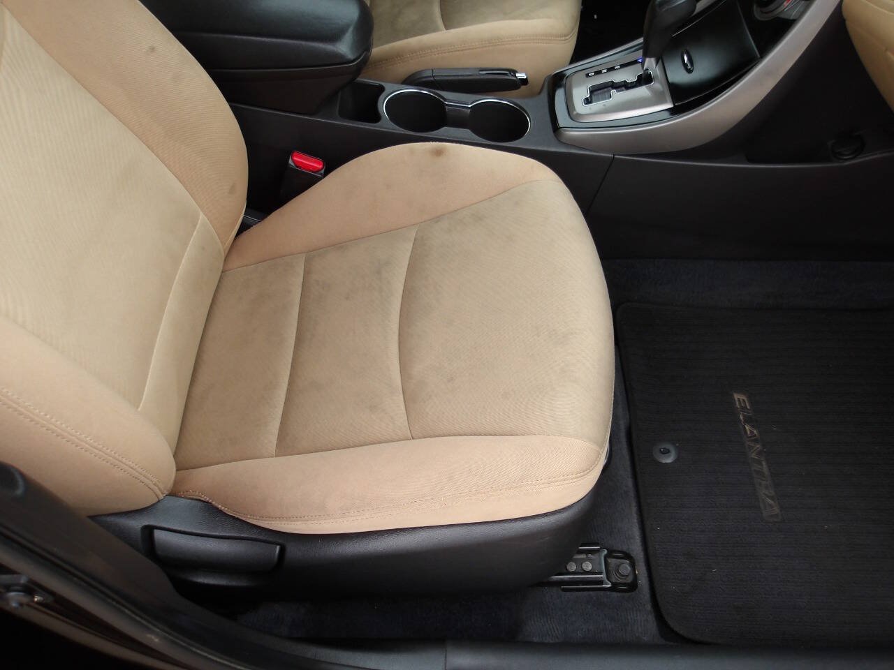 Used 2013 Hyundai Elantra GLS w/ Preferred Pkg FWD image 21