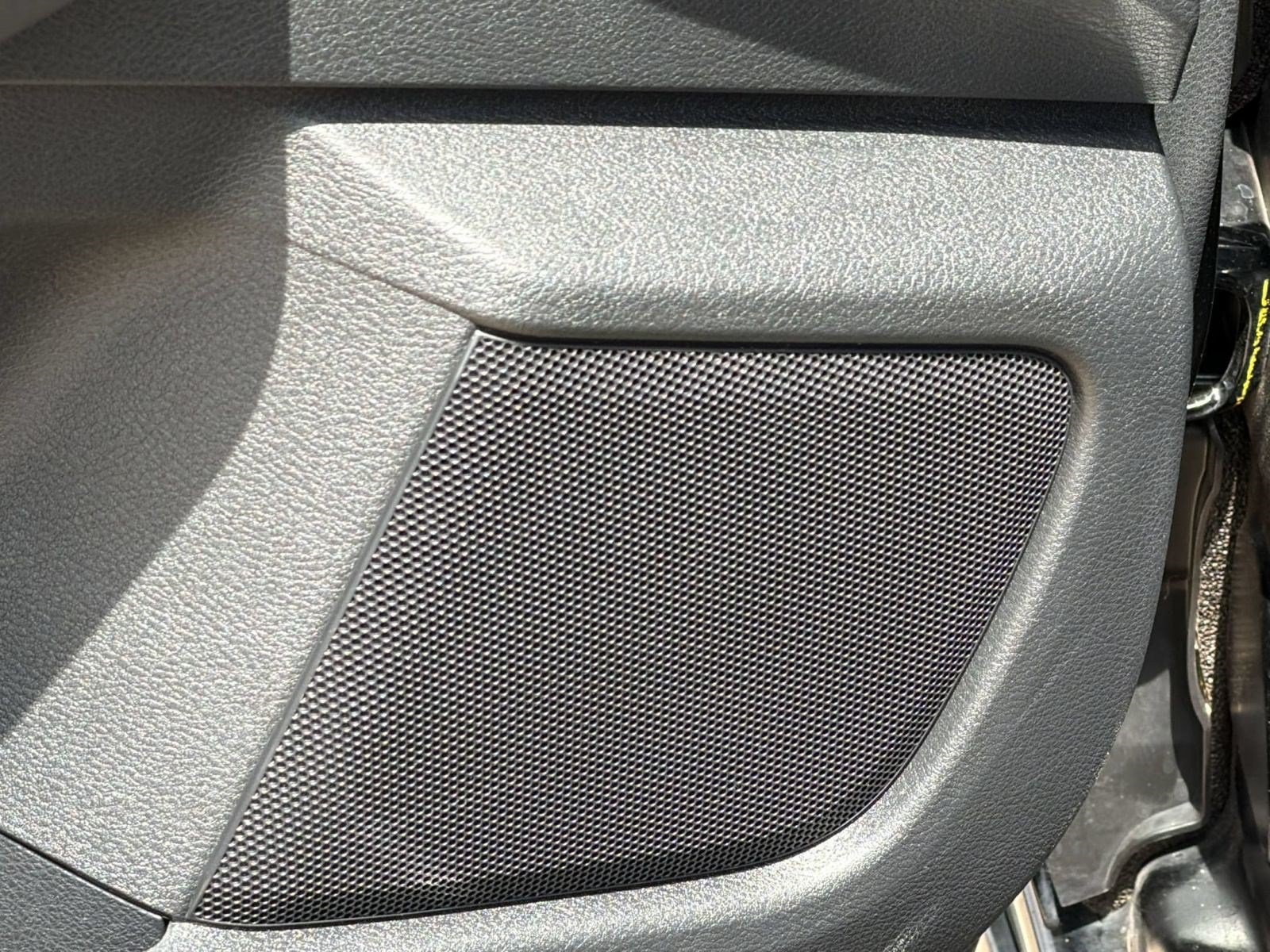 Used 2025 Nissan Sentra SR w/ Midnight Edition FWD image 26