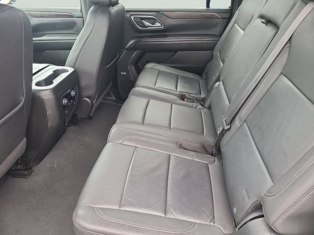 Used 2023 Chevrolet Suburban LT AWD/4WD image 15
