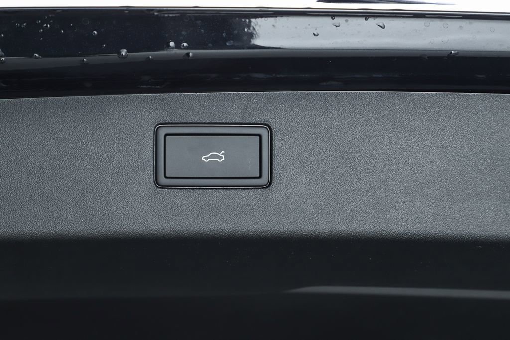 New 2026 Volkswagen Tiguan SE image 69