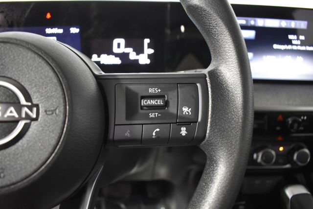 Certified 2025 Nissan Kicks SV AWD/4WD image 15