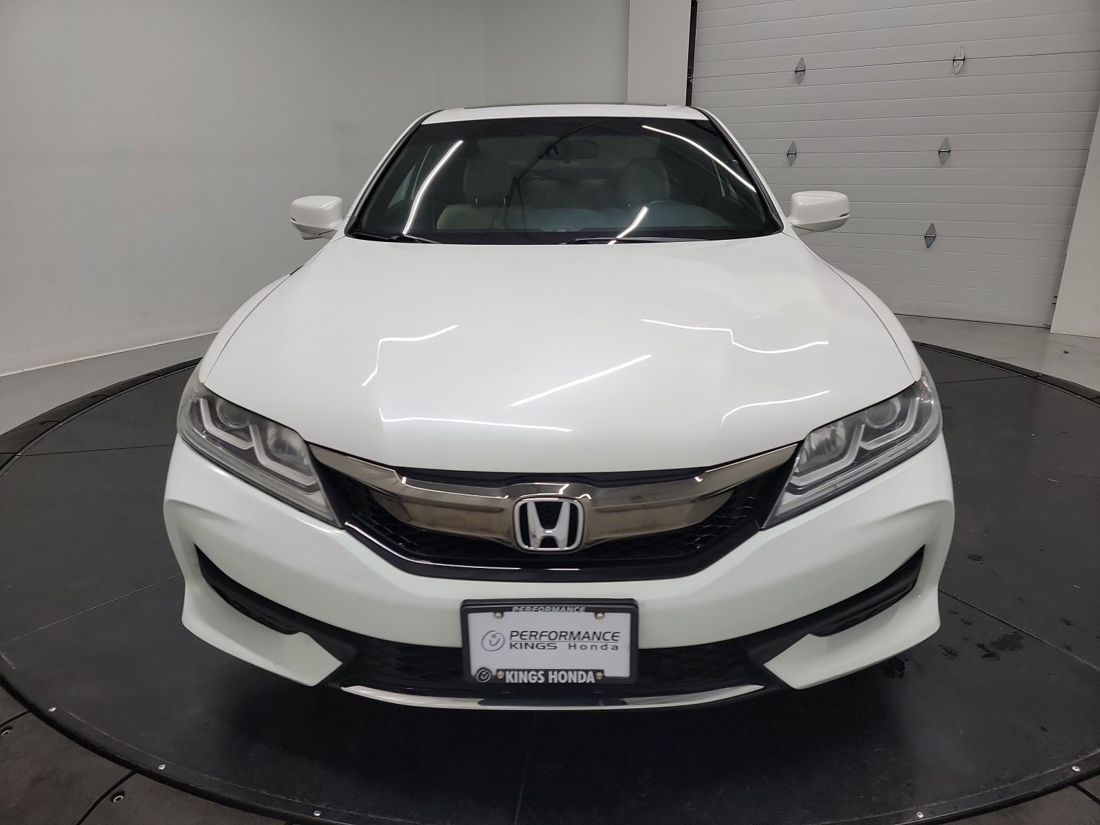Used 2017 Honda Accord EX image 11