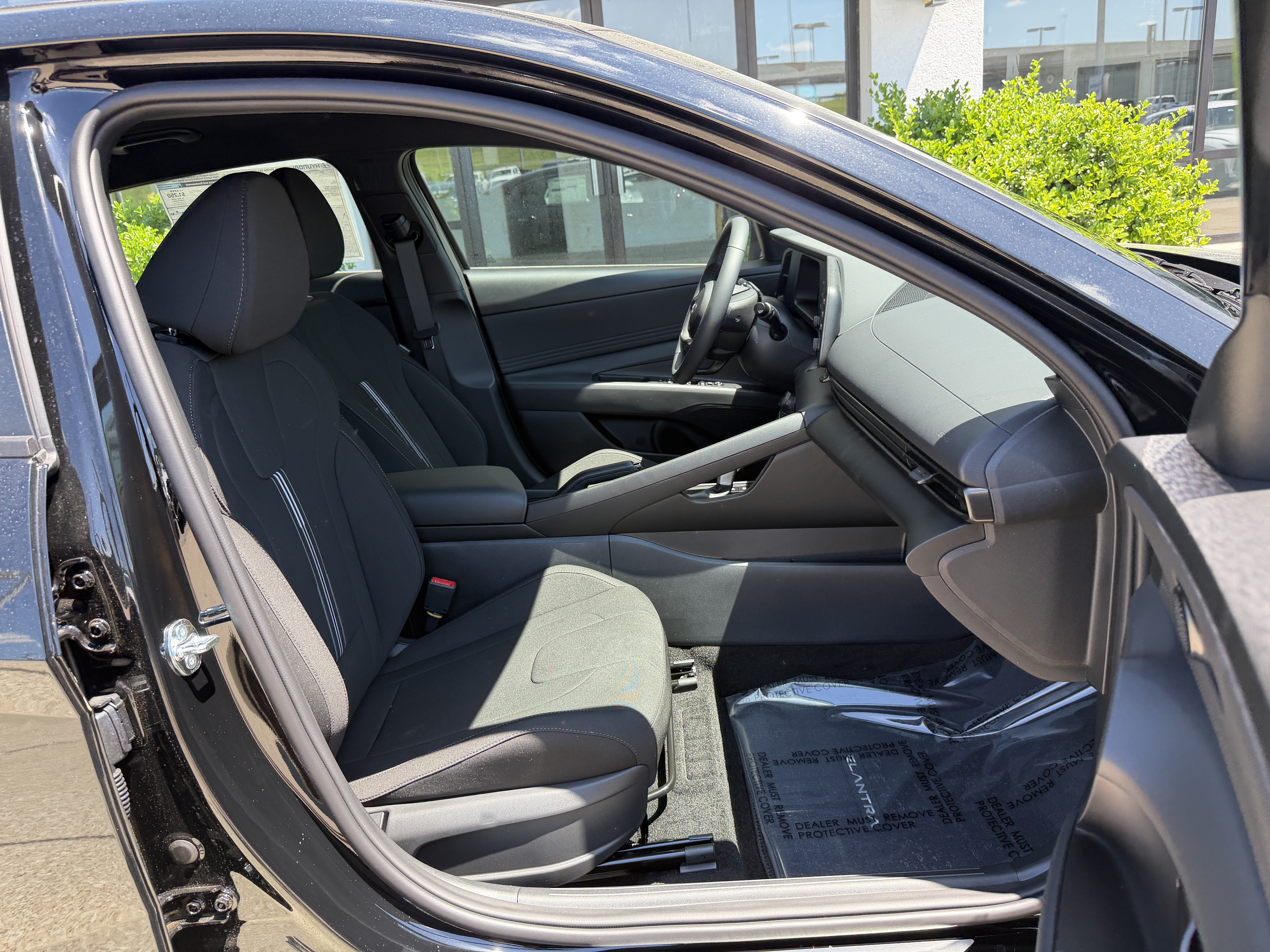 Used 2026 Hyundai Elantra Sport FWD image 17