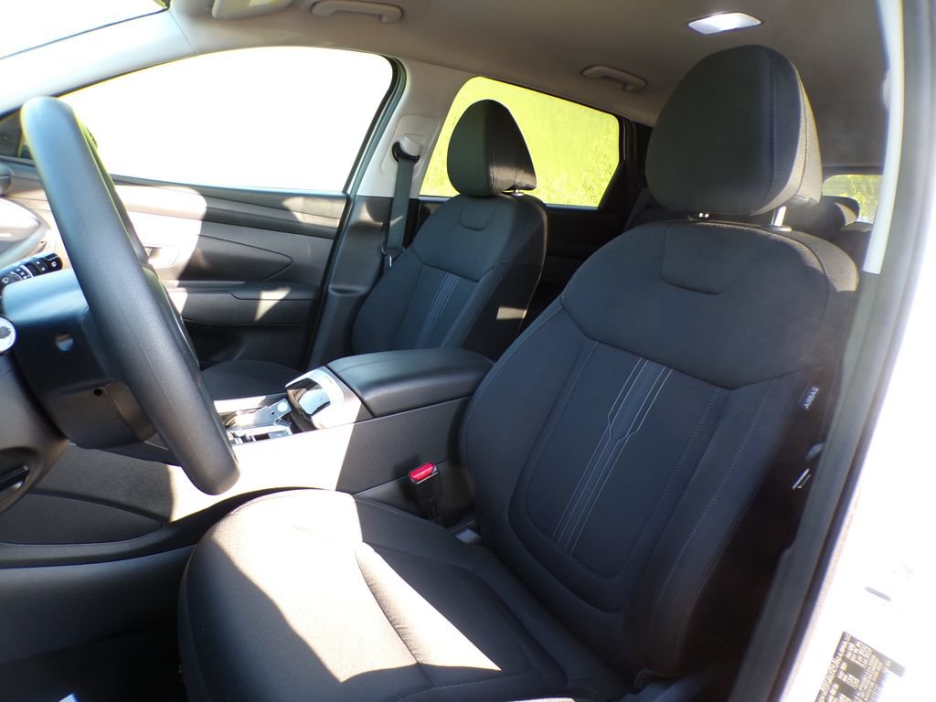 Certified 2025 Hyundai Tucson SEL AWD/4WD image 13