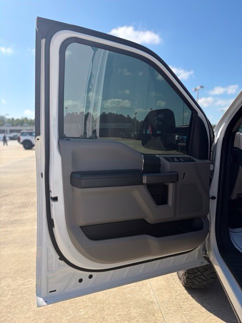 Used 2020 Ford F250 XLT w/ XLT Value Package AWD/4WD image 23