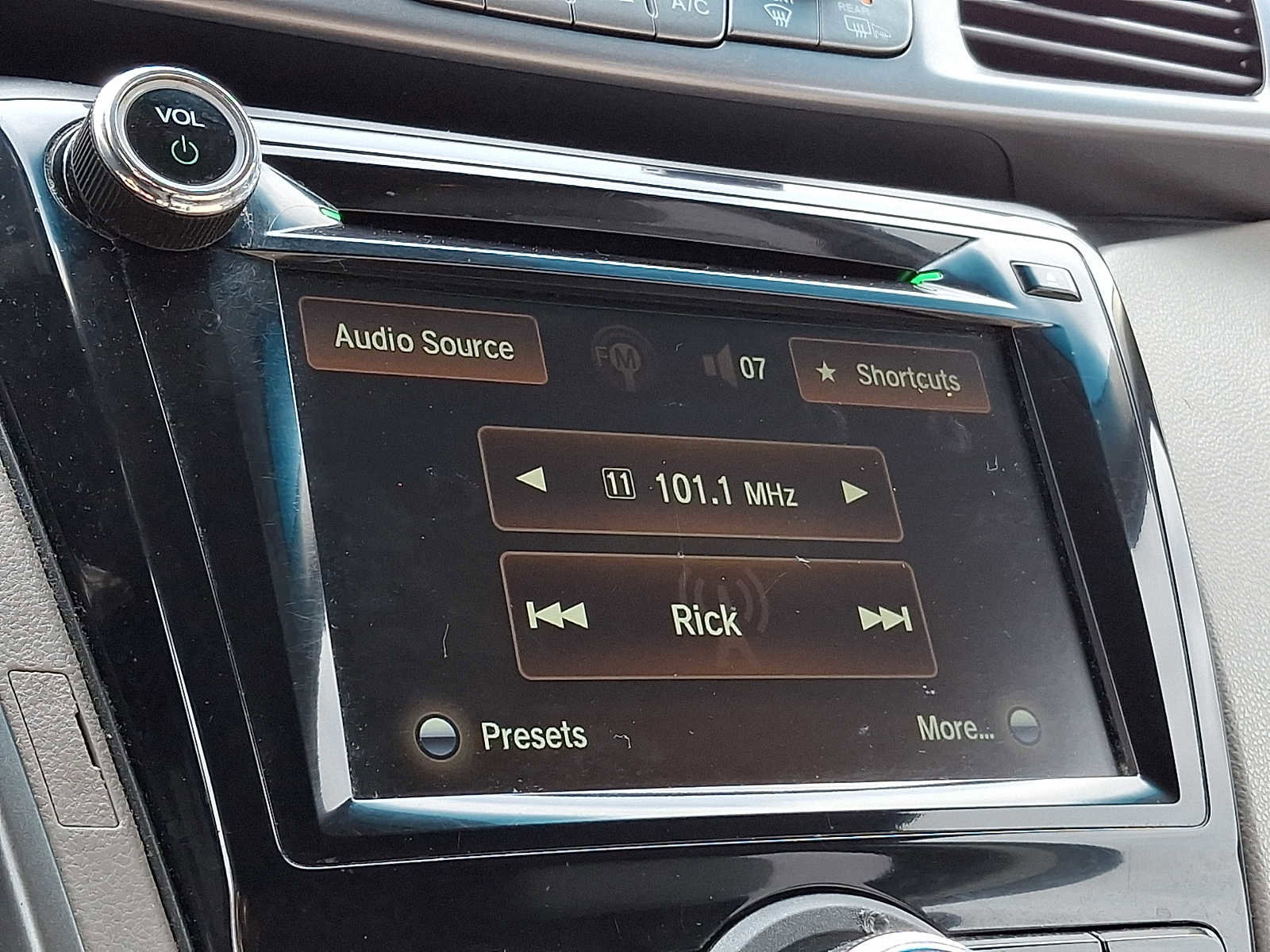 Used 2014 Honda Odyssey EX image 15