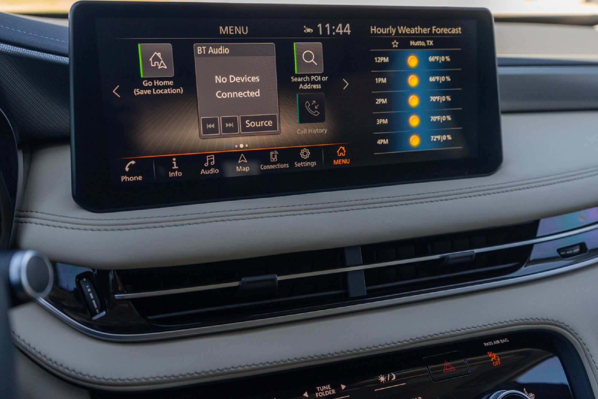 Certified 2023 INFINITI QX60 Luxe w/ Vision Package image 17