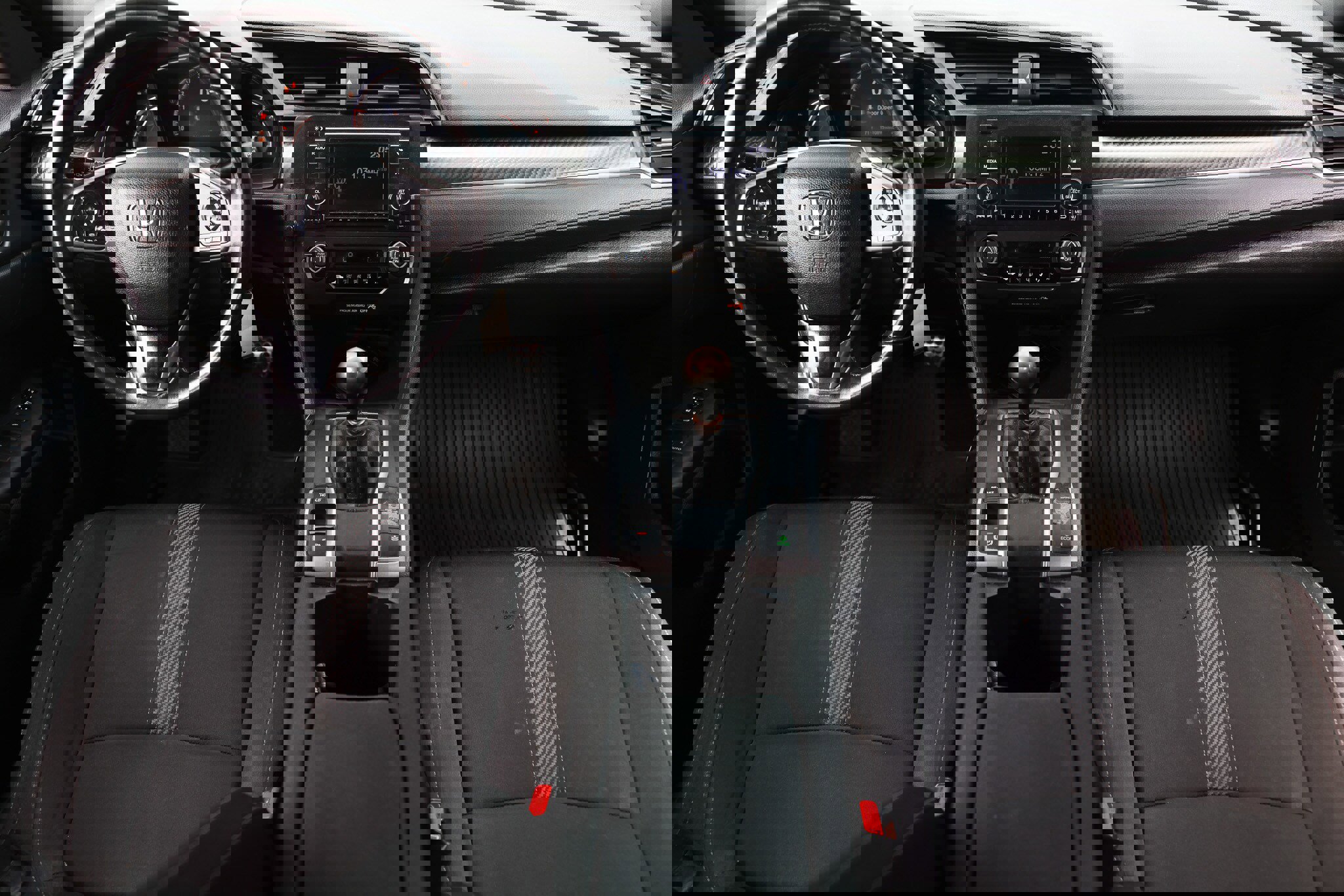 Used 2019 Honda Civic Sport image 2