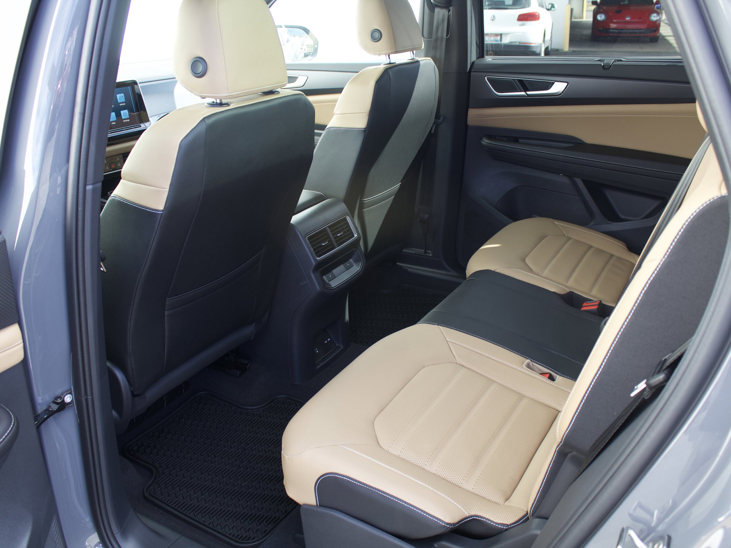 New 2026 Volkswagen Atlas Cross Sport SEL R-Line AWD/4WD image 26