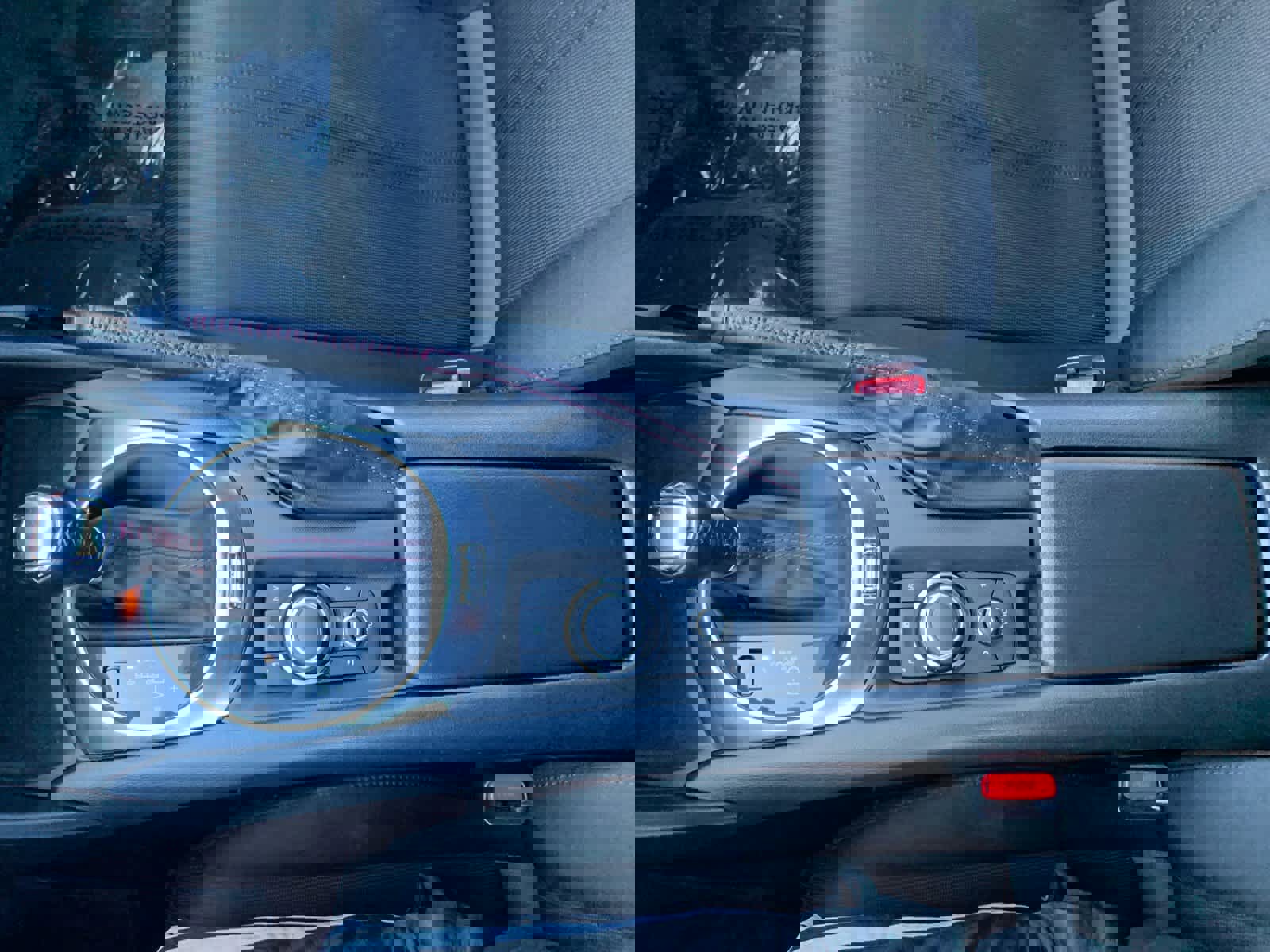 Used 2019 MAZDA MX-5 Miata Sport image 34