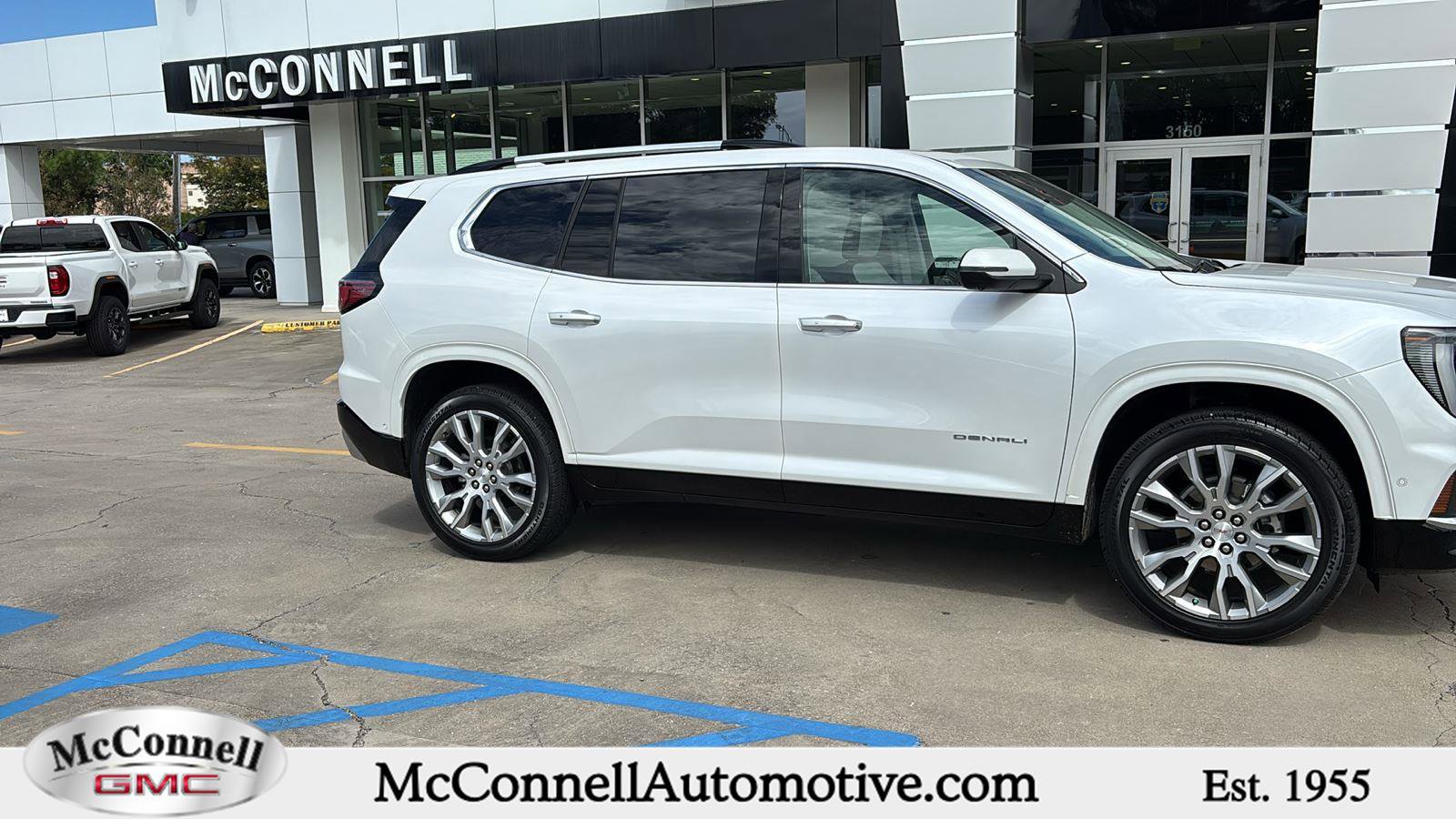 New 2025 GMC Acadia Denali w/ Super Cruise Package