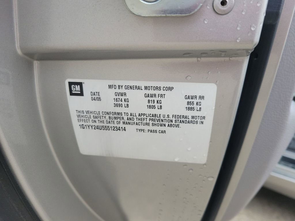 Used 2005 Chevrolet Corvette Coupe w/ Preferred Equipment Group image 27