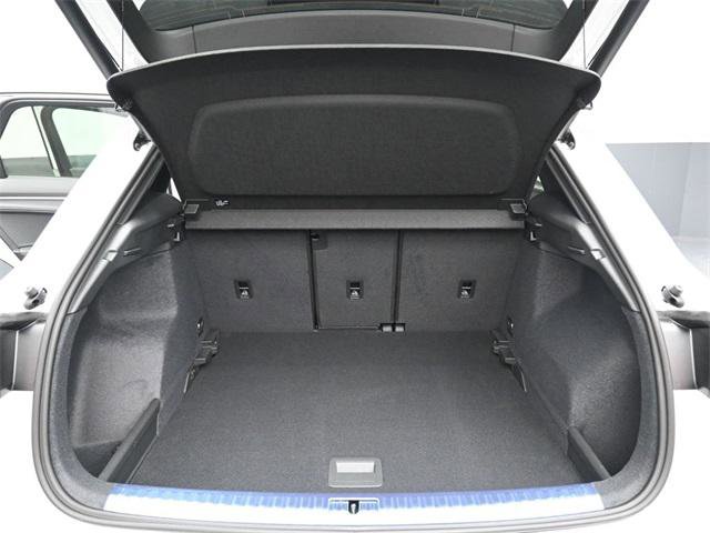 New 2025 Audi Q3 2.0T Premium image 12