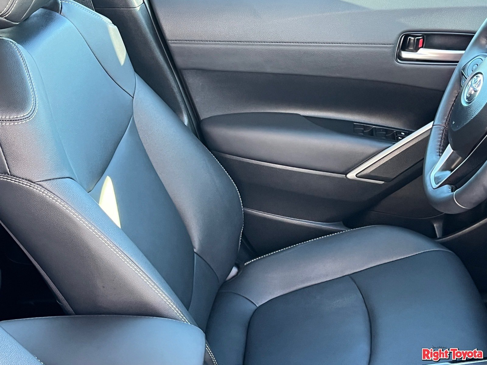 Certified 2026 Toyota Corolla Cross XLE w/ Convenience Package FWD image 14