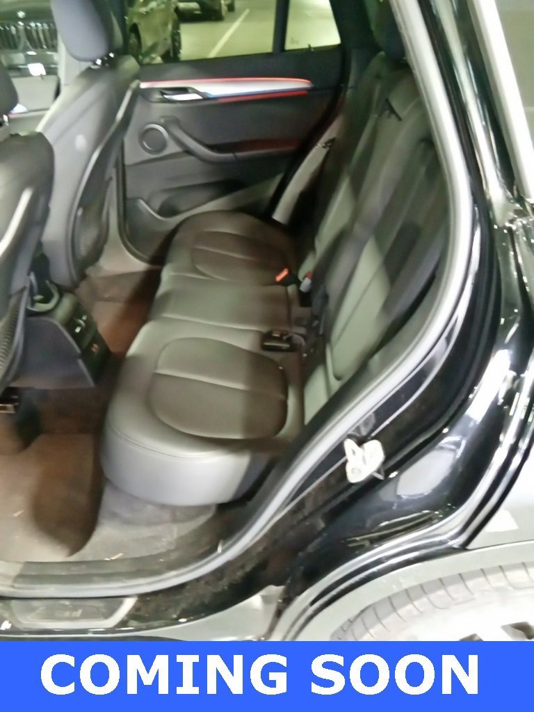 Used 2021 BMW X1 sDrive28i w/ M Sport Package image 11