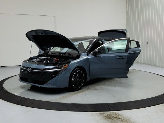 New 2026 Nissan Sentra SR w/ SR Premium Package image 11