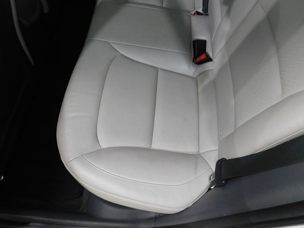 Used 2018 Hyundai Ioniq Limited FWD image 73