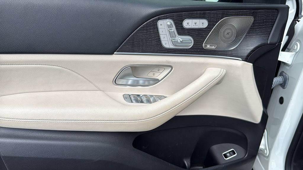 Certified 2023 Mercedes-Benz GLS 580 4MATIC image 25