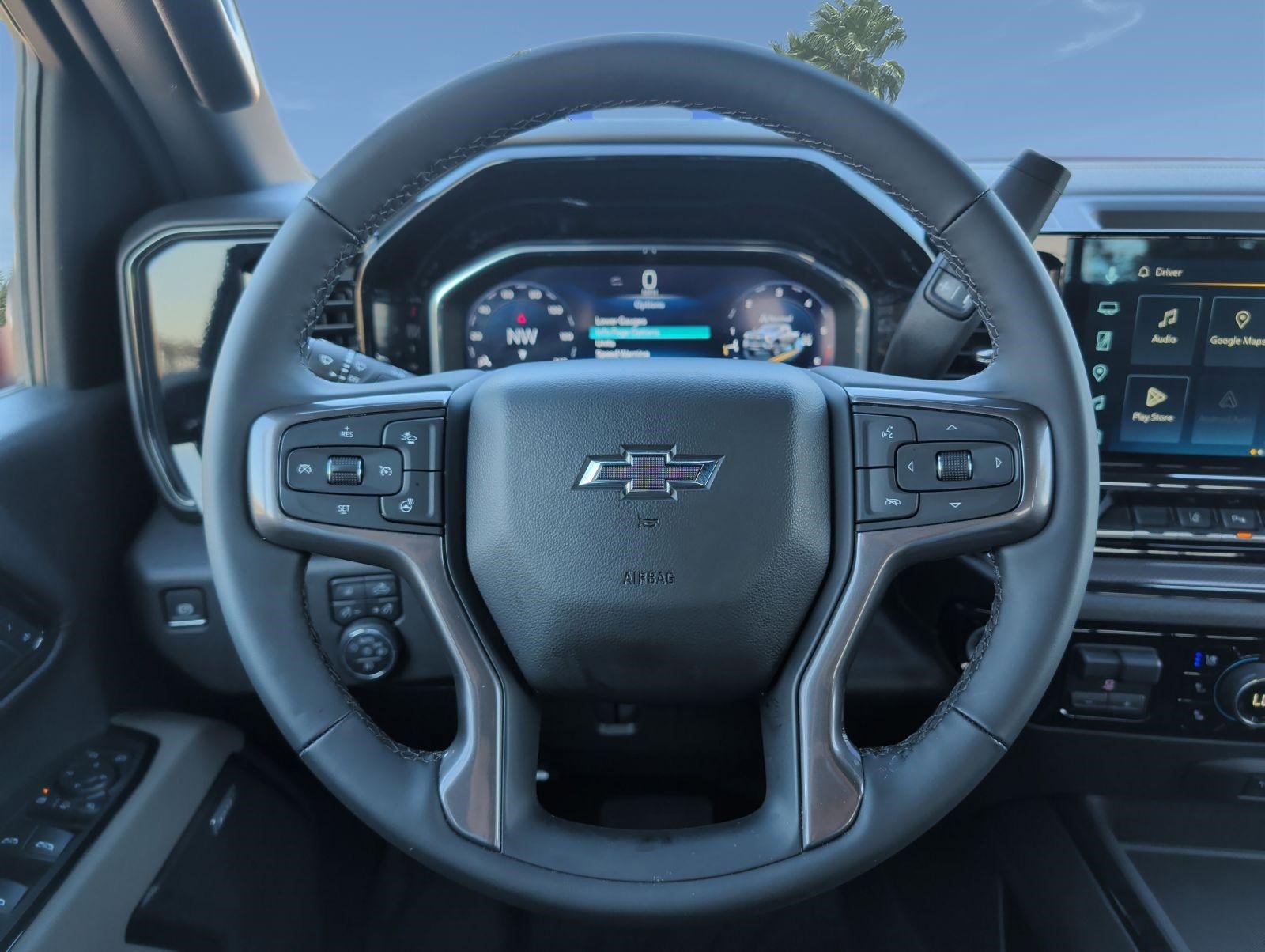 Used 2025 Chevrolet Silverado 2500 ZR2 w/ Technology Package image 11